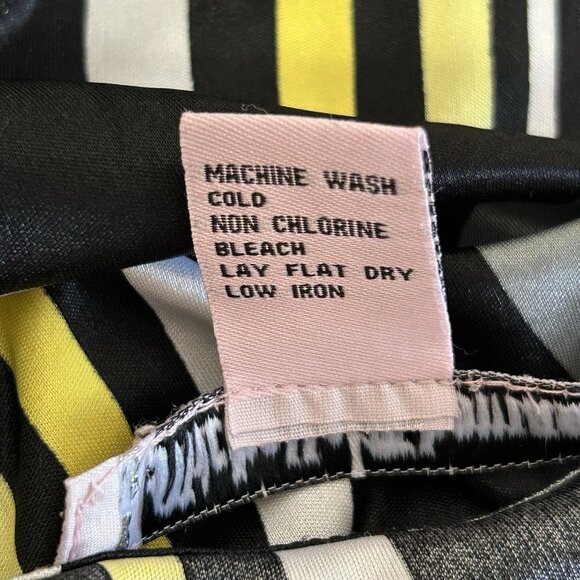 VTG MICHELLE THOMAS Women’s Blouse L Mod Print Bell Sleeve Top Built-In Tank - Picture 6 of 6